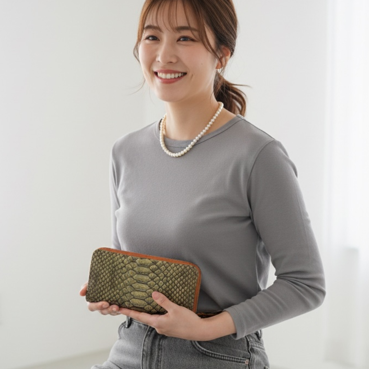 【カトレア本店Selection】VIA DOAN(ヴィアドアン) Antique python アンティークパイソン ラウンドファスナー長財布478画像8